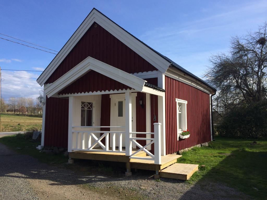 Cafe Torpet B&B Skepplanda Exterior photo