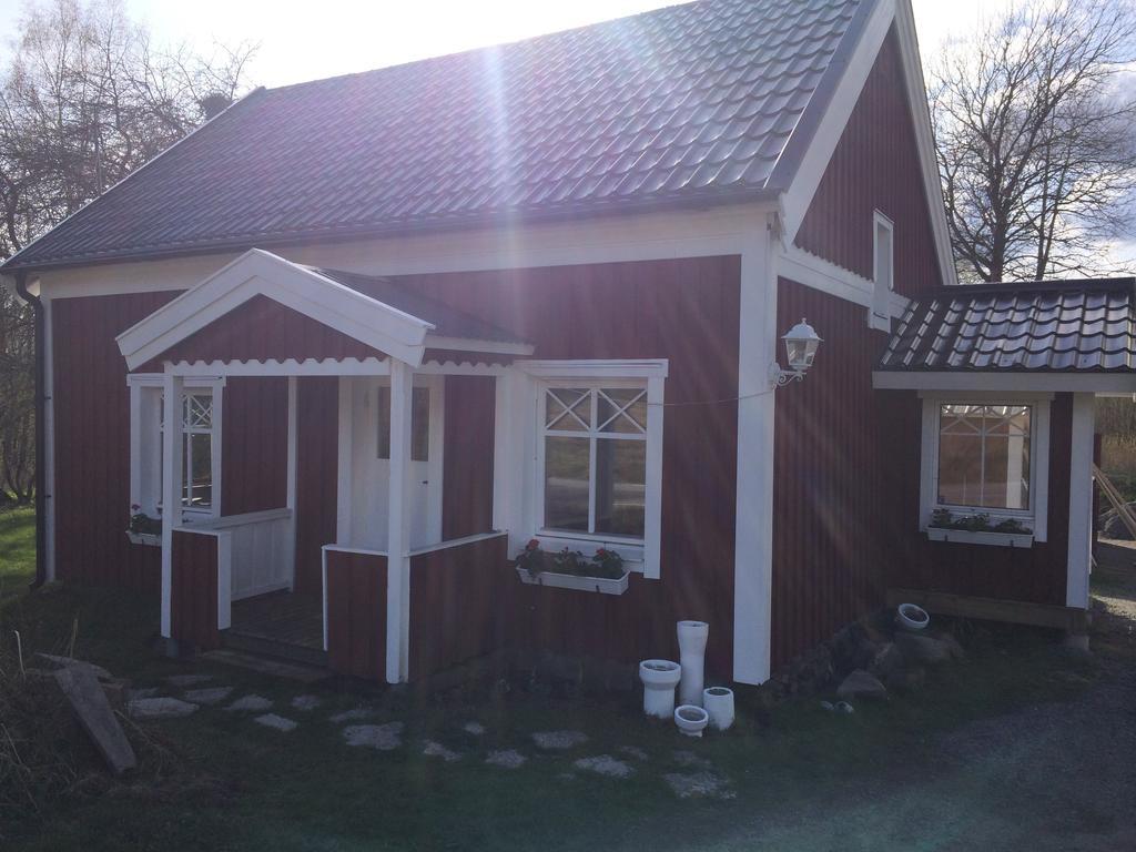 Cafe Torpet B&B Skepplanda Exterior photo